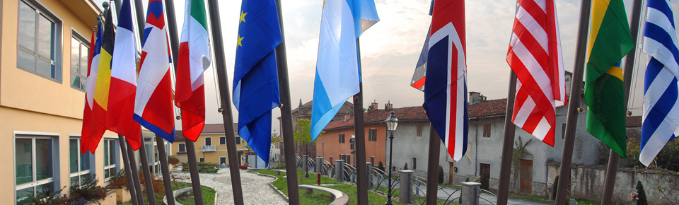 L'ingresso e il piazzale dem Museo dell'Emigrazione di Frossasco